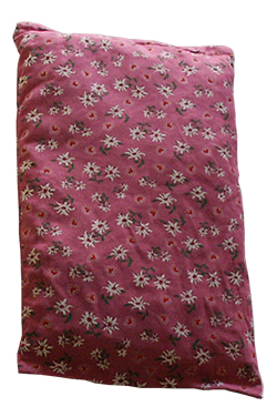 cuscino ai noccioli small rosa